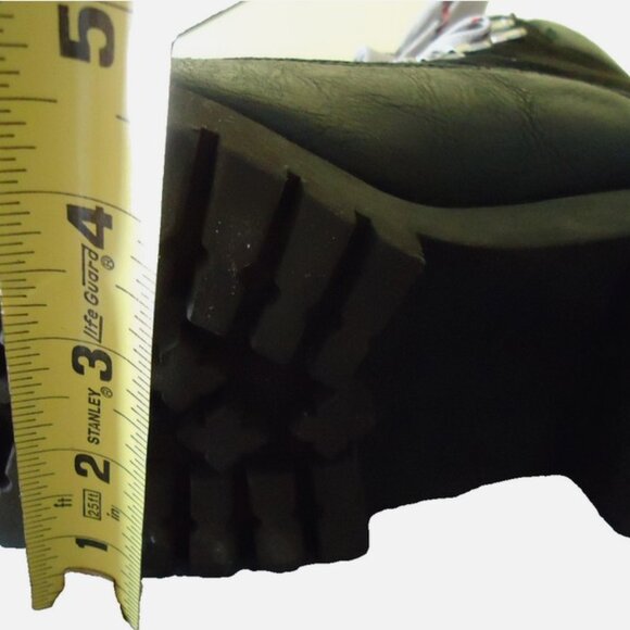 Madden Girl Ankle Boots women's size 9 Lace-Up non slip Lug Sole Black - Picture 9 of 10